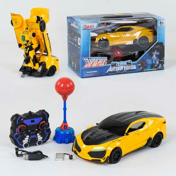 Купить Машина-трансформер на радіокеруванні TT 687 (12) Автобот-боксер, акумулятор 3.7V, світло, звук, в коробці 